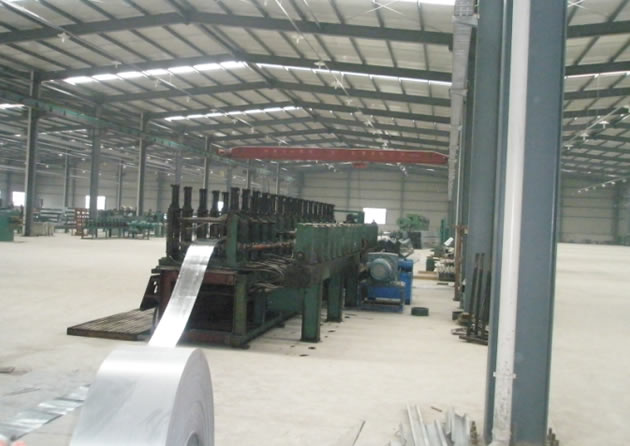 Imported hydraulic automatic roll forming machine
